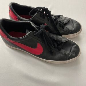 Nike Sweet Classic Leather Black Varsity Red Low Top Sneakers Mens 11